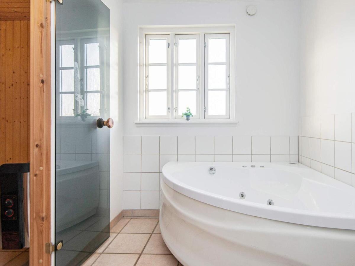 8 Person Holiday Home In Aabenraa Løjt Kirkeby Eksteriør bilde